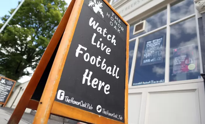 Πολυέξοδοι οι Βρετανοί λόγω Μουντιάλ