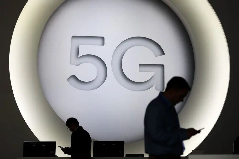 Οι ευρωπαίοι πληρώνουν το ακριβότερο 5G στον  πλανήτη. Γιατί;