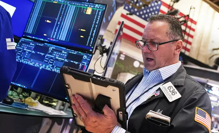 Διορθώνει η Wall Street υπό τη σκιά του αδιεξόδου στη Μέση Ανατολή