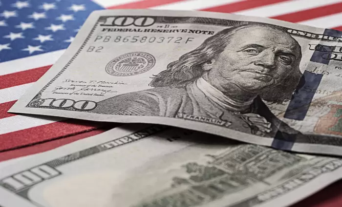 Γιατί ο πόλεμος με το Ιράν έγινε για να ενισχυθεί το δολάριο