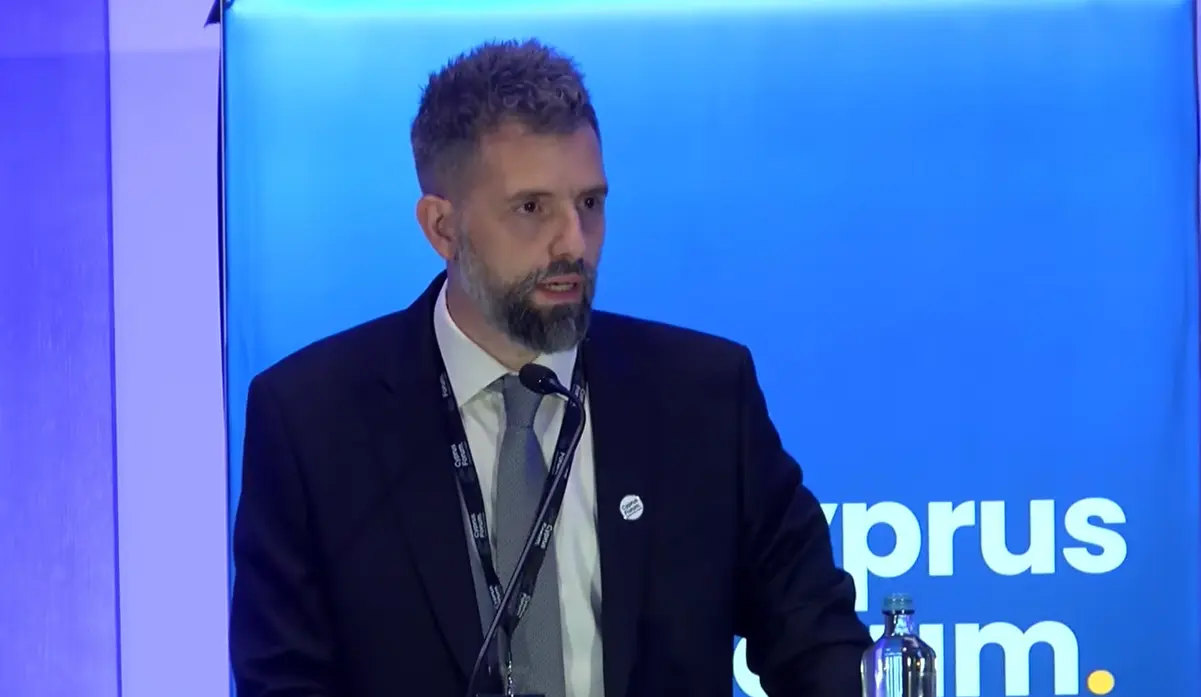 Cyprus Forum: Καλωσόρισμα με συγγνώμη από τον Νικόλα Κυριακίδη
