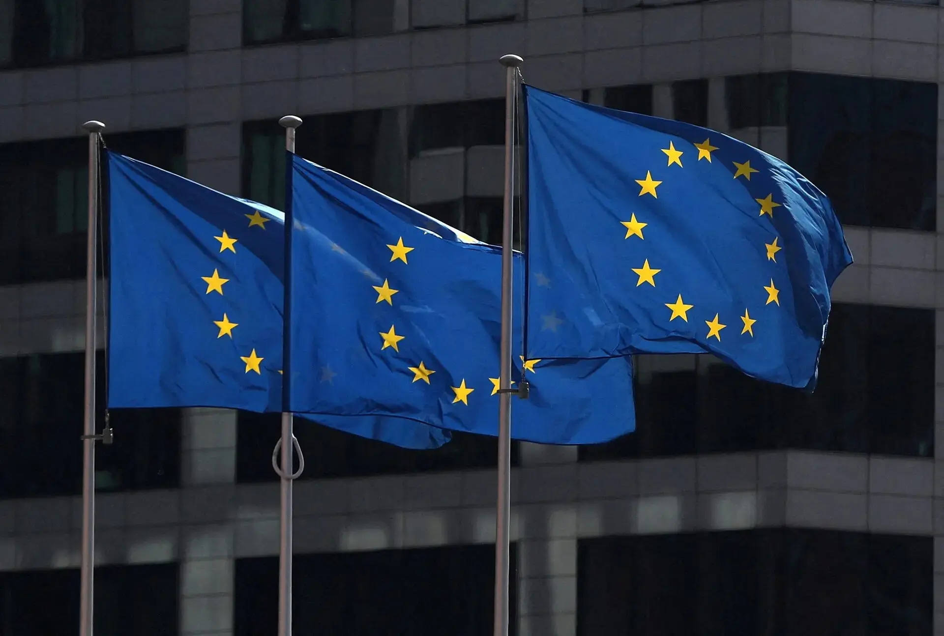 «Πράσινο φως» Κομισιόν για κρατικές ενισχύσεις - Ποιους τομείς αφορά