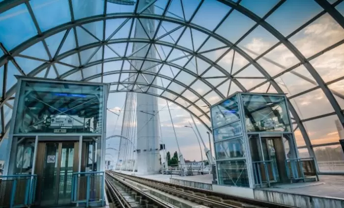 Επενδύσεις και ανάπτυξη περιμένουν τα Σκόπια μετά την ένταξη στο NATO