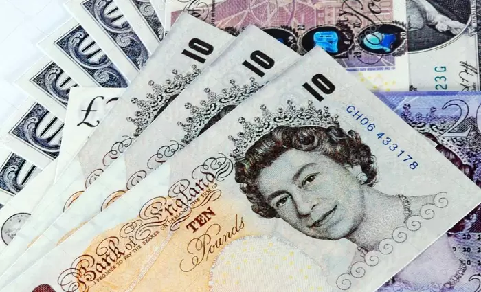 Καλπάζει η αγγλική λίρα πριν από τις εκλογές