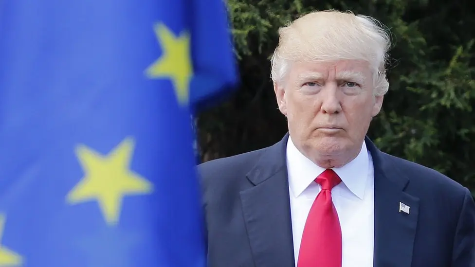 ΗΠΑ: Σε ισχύ από σήμερα δασμοί 20% σε όλες τις εισαγωγές από ΕΕ
