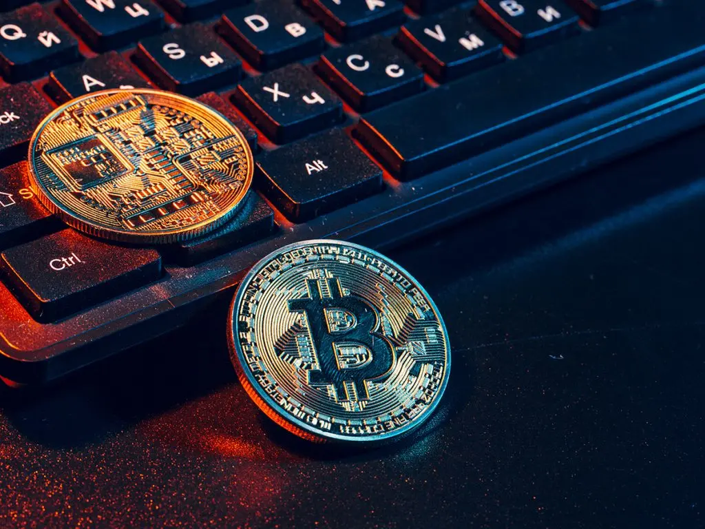 Το ράλι του Bitcoin, τα altcoins και τα «χαμένα» $300 δισ.