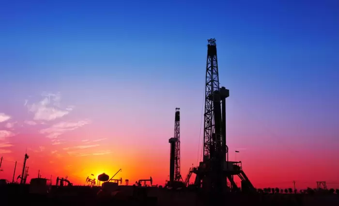 Σε «αναμμένα κάρβουνα» η αγορά πετρελαίου - Μειώνεται η προσφορά;