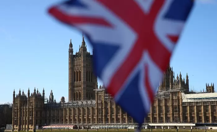 Οι Βρετανοί θα πληρώνουν ακριβά τα ευρωπαϊκά προϊόντα