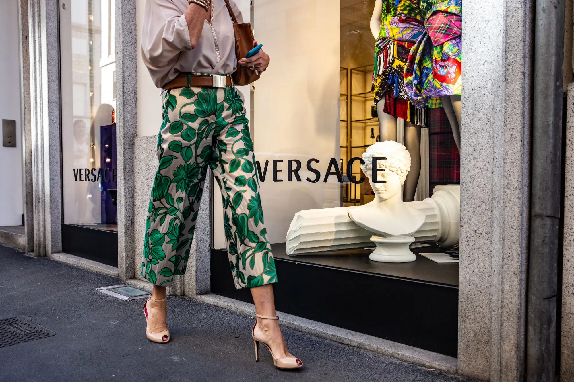 Μεγάλος οίκος εξαγοράζει τον οίκο Versace