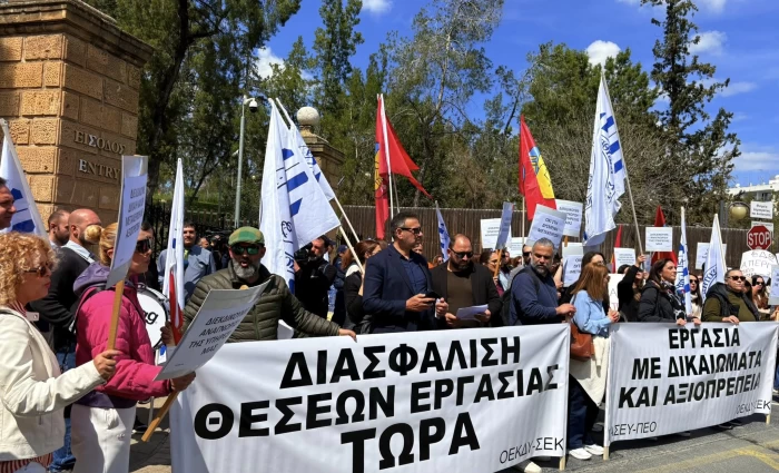 Αναστολή απεργίας αποφάσισαν οι εκπαιδευτικοί στα υποστηρικτικά του ΥΠΑΝ
