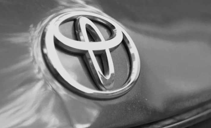 Toyota: Buyback 6,3 δισ. δολαρίων και υψηλότερες προβλέψεις κερδών