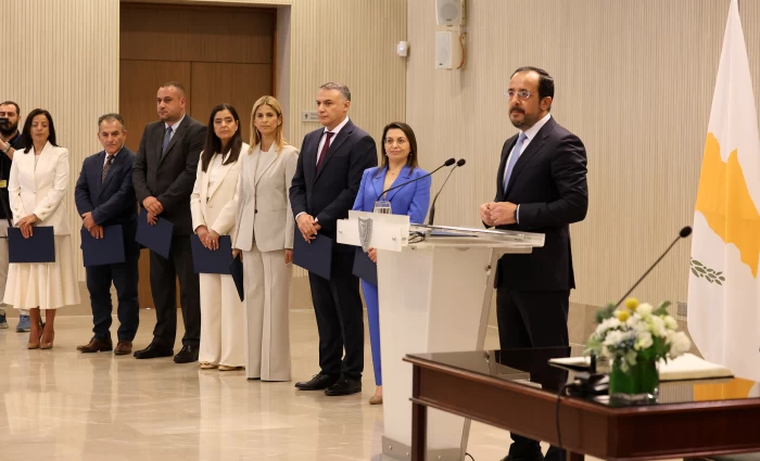 ΠτΔ: Υπεράνω όλων το δημόσιο συμφέρον – Όλα όσα έγιναν στην τελετή διαβεβαίωσης των νέων μελών της κυβέρνησης