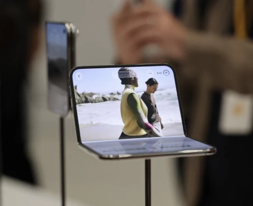 Apple: Πόσα εκατομμύρια αναδιπλούμενα iPhone Duo θα πουλήσει το 2026