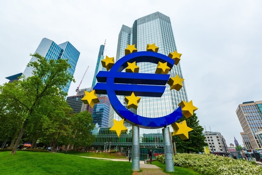 Οι κεντρικές τράπεζες της Ευρώπης αλλάζουν νομισματική ρότα λόγω του πολέμου στο Ιράν