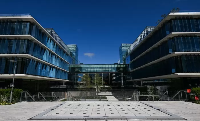 Meta: Υψηλές προσδοκίες για τα κέρδη εν μέσω εμπορικών πιέσεων