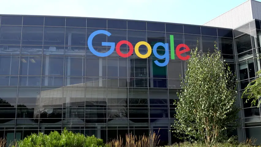 Υποχώρησαν αισθητά τα κέρδη της Google