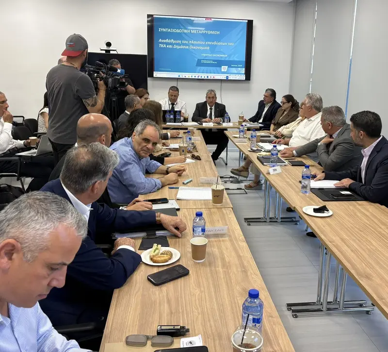 Συνεχίζουν στη Γενεύη για το συνταξιοδοτικό – Ευρεία σύσκεψη με τεχνοκράτες του ILO