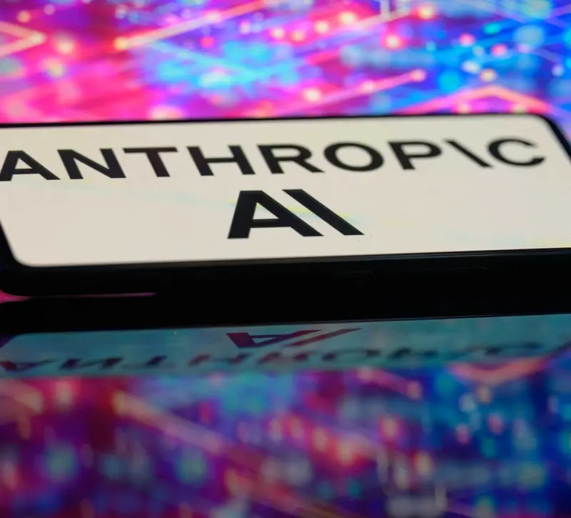 Anthropic: Μηνύει την αμερικανική κυβέρνηση για τον χαρακτηρισμό «supply chain risk» και το μπλόκο από κρατικές συμβάσεις
