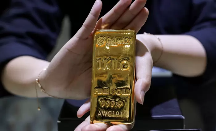 Χρυσός: Σε υψηλό δύο μηνών πάνω από τα 4.400 δολάρια – Στο βλέμμα των αγορών ο πληθωρισμός στις ΗΠΑ