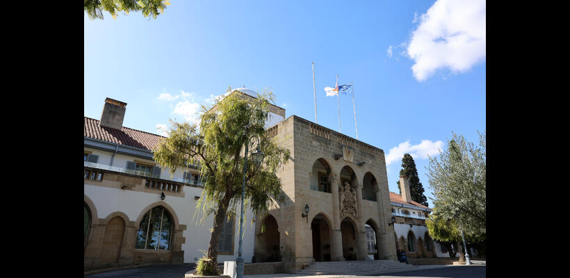 Ευρεία σύσκεψη στο Προεδρικό για τουρισμό – Θα εξεταστούν επιπτώσεις και μέτρα