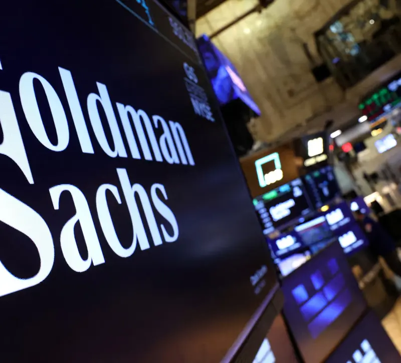 Goldman Sachs: Πότε βλέπει την πρώτη μείωση των επιτοκίων από την Fed
