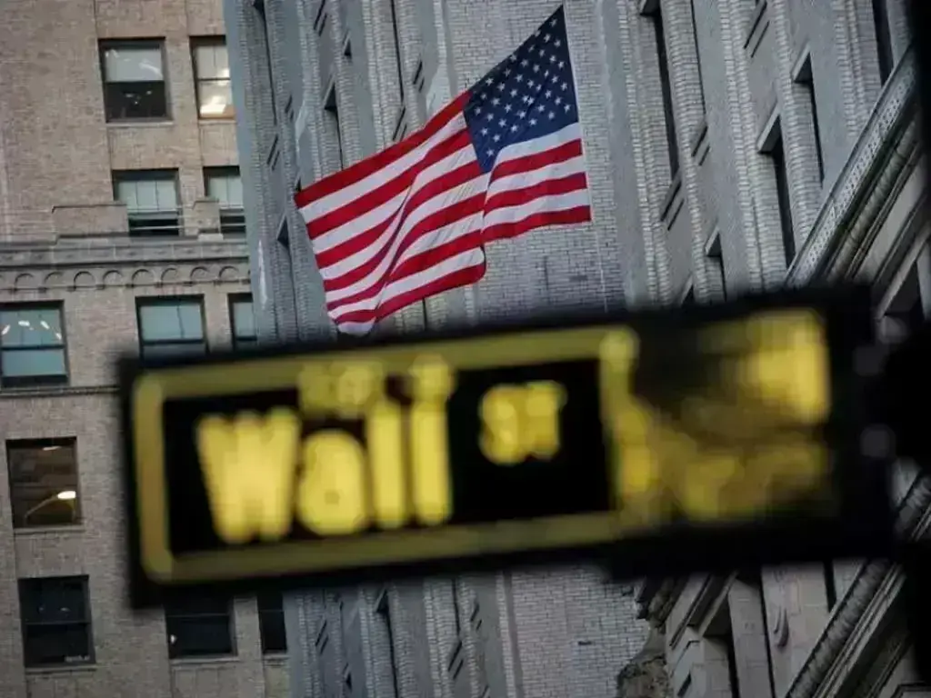 Σε τεντωμένο σχοινί η Wall Street – Ο πόλεμος «ακυρώνει» τον πληθωρισμό