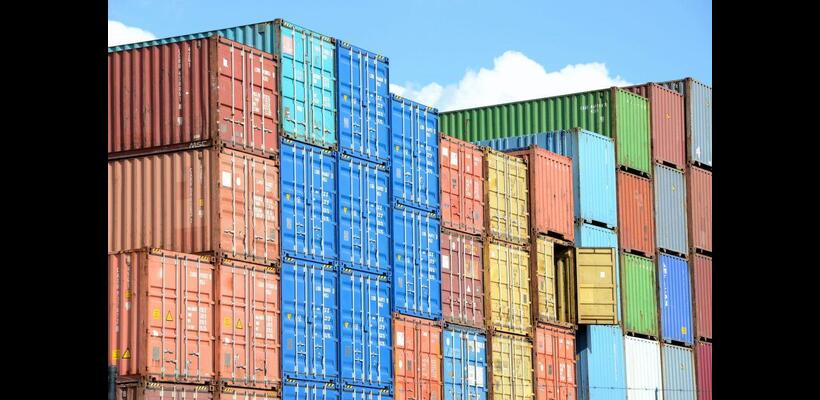 Στα €2 δισ. το εμπορικό έλλειμμα το πρώτο τρίμηνο του 2026