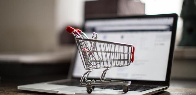 Eurostat: Πόσοι καταναλωτές στην Κύπρο είχαν πρόβλημα με online αγορές