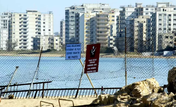 «Καθαρό περιπαίξιμο» η αποζημίωση των 2 ευρώ τον μήνα στους πρόσφυγες