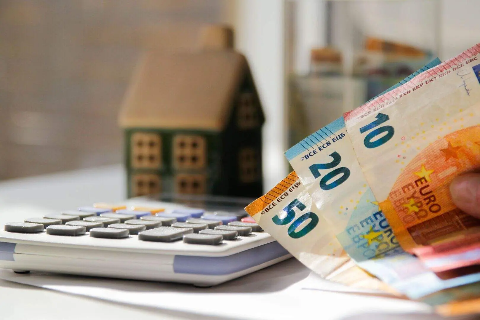 Θετική για οικονομία η αύξηση των αδειών οικοδομής, λένε ΟΕΒ και ΚΕΒΕ