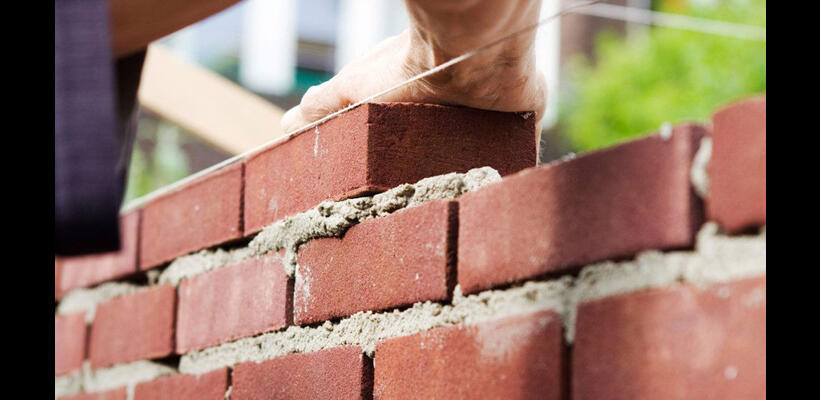 Πρώτα επενδύστε σε εσάς και μετά σε τούβλα