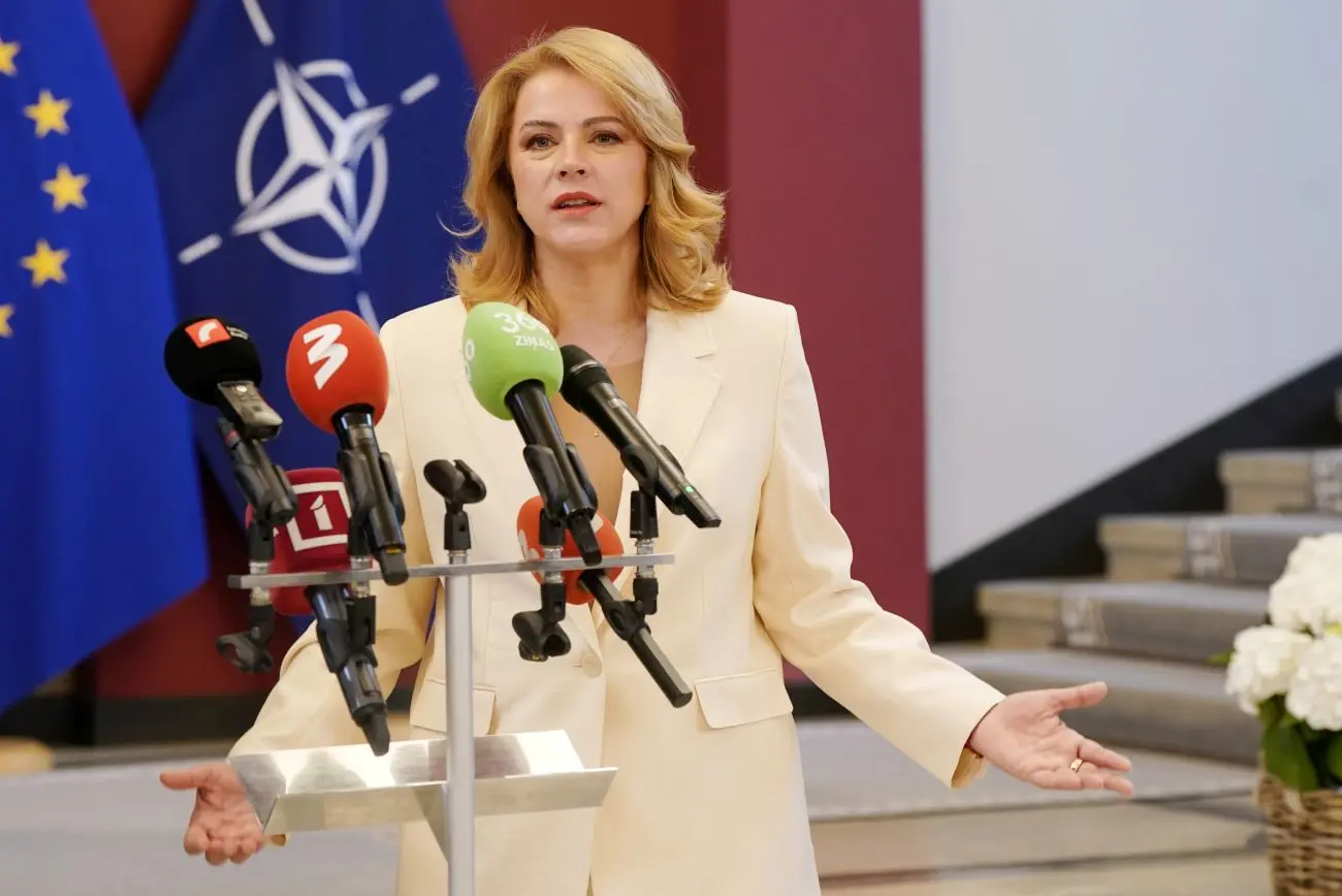 Λετονία: Παραιτήθηκε η πρωθυπουργός Εβίκα Σιλίνια μετά την απώλεια κοινοβουλευτικής πλειοψηφίας
