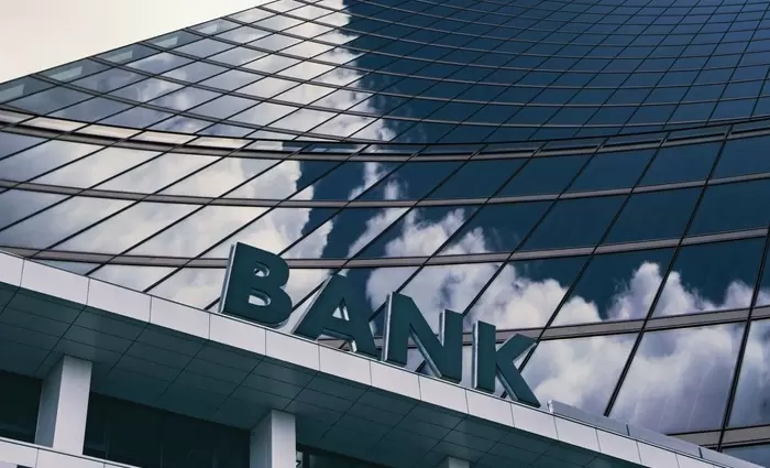 Στο μικροσκόπιο της ΕΕ οι κίνδυνοι του private credit για τράπεζες και οικονομία