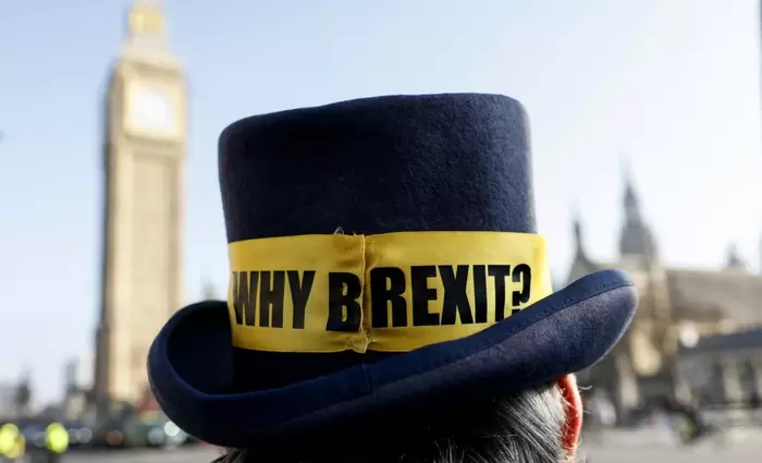 Brexit: Η αλλαγή της κοινής γνώμης και το νέο φλερτ με τις Βρυξέλλες