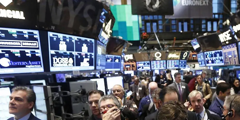 Οριακή πτώση για την Wall Street - Τι φταίει