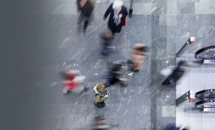 EY: Η γεωπολιτική και οικονομική αβεβαιότητα οδηγεί σε μείωση των ξένων επενδύσεων