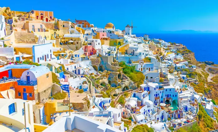 Αφιερώματα που προβάλλουν τουριστικά την Ελλάδα