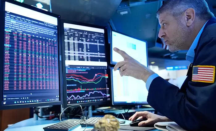 Παγκόσμιο sell-off στα ομόλογα: Στο υψηλότερο σημείο από το 2007 η απόδοση του αμερικανικού 10ετούς – Τι φοβούνται οι αγορές