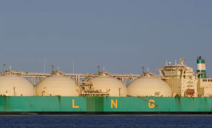 Φυσικό αέριο: Το Κατάρ αναζητά LNG στις ΗΠΑ – Η κρίση στον Κόλπο πλήττει τον ενεργειακό κολοσσό
