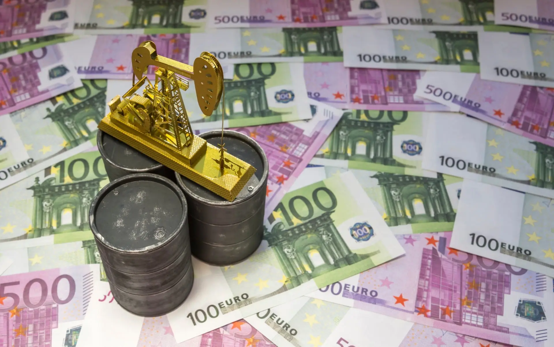 Σε κόκκινο συναγερμό η Ευρώπη υπό τον φόβο πληθωριστικού σοκ