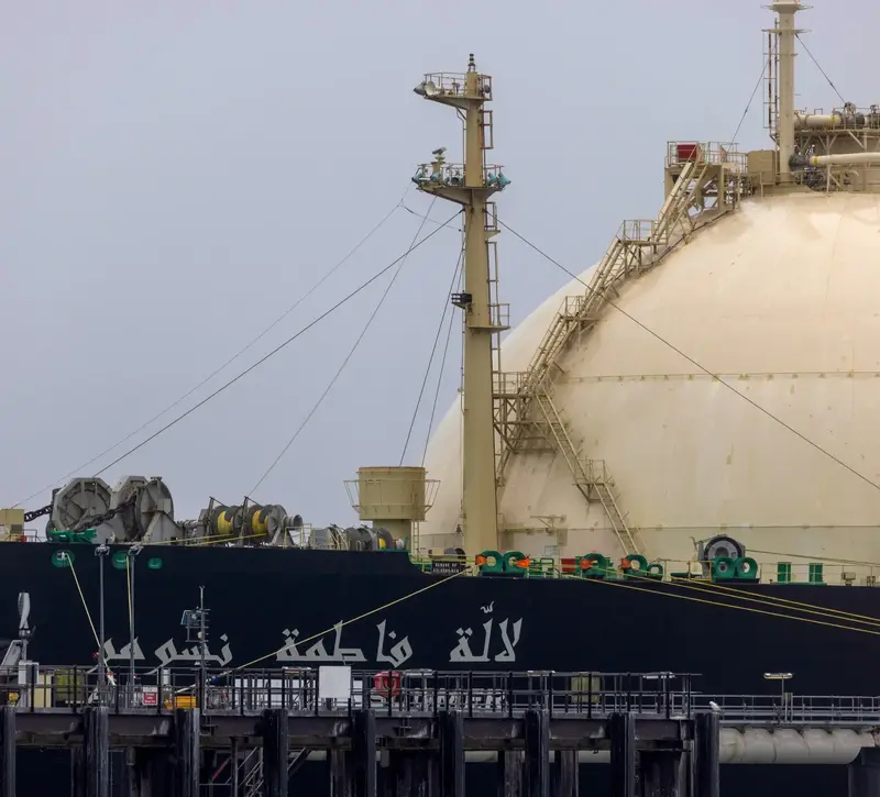 Πακιστάν: Πληρώνει «χρυσό» το LNG λόγω της κρίσης στα Στενά του Ορμούζ