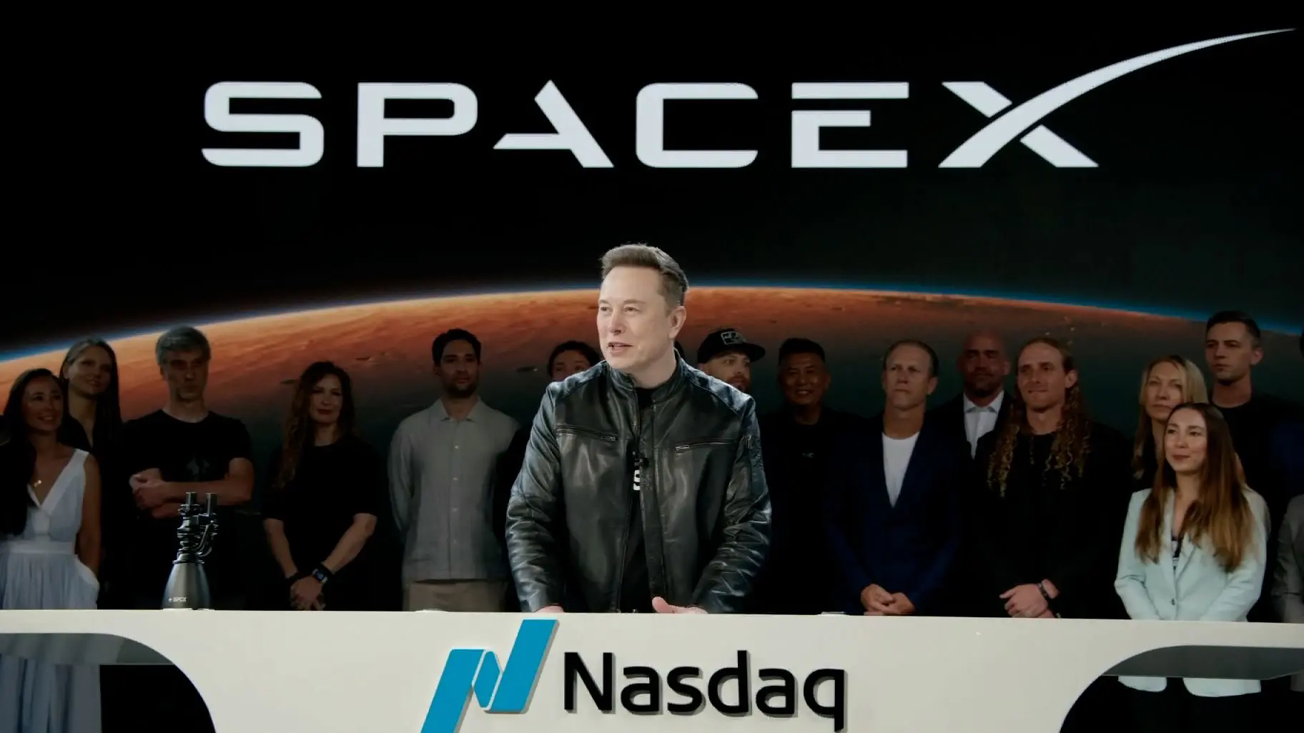 SpaceX: Άλμα 11% για τη μετοχή στις προσυνεδριακές συναλλαγές μετά την ιστορική IPO