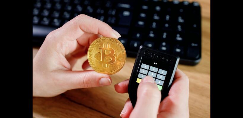 Bitcoin: Νέος γύρος πιέσεων πριν τη Fed – Τι σημαίνει το μπλόκο στη ρύθμιση των κρυπτονομισμάτων