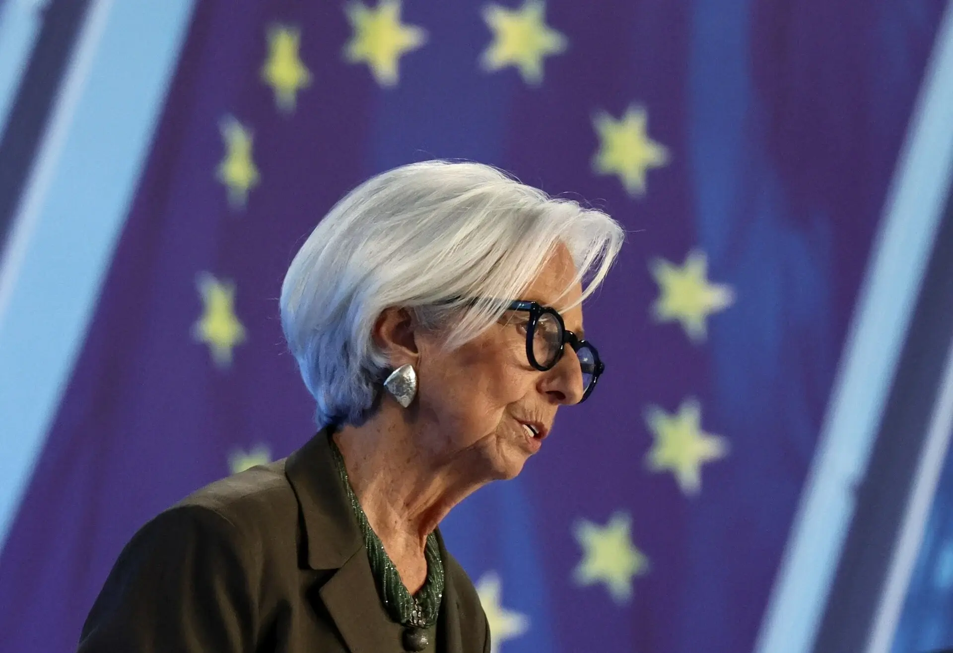 Η σιωπή για το μέλλον της Λαγκάρντ φέρνει γκρίνια στην ΕΚΤ