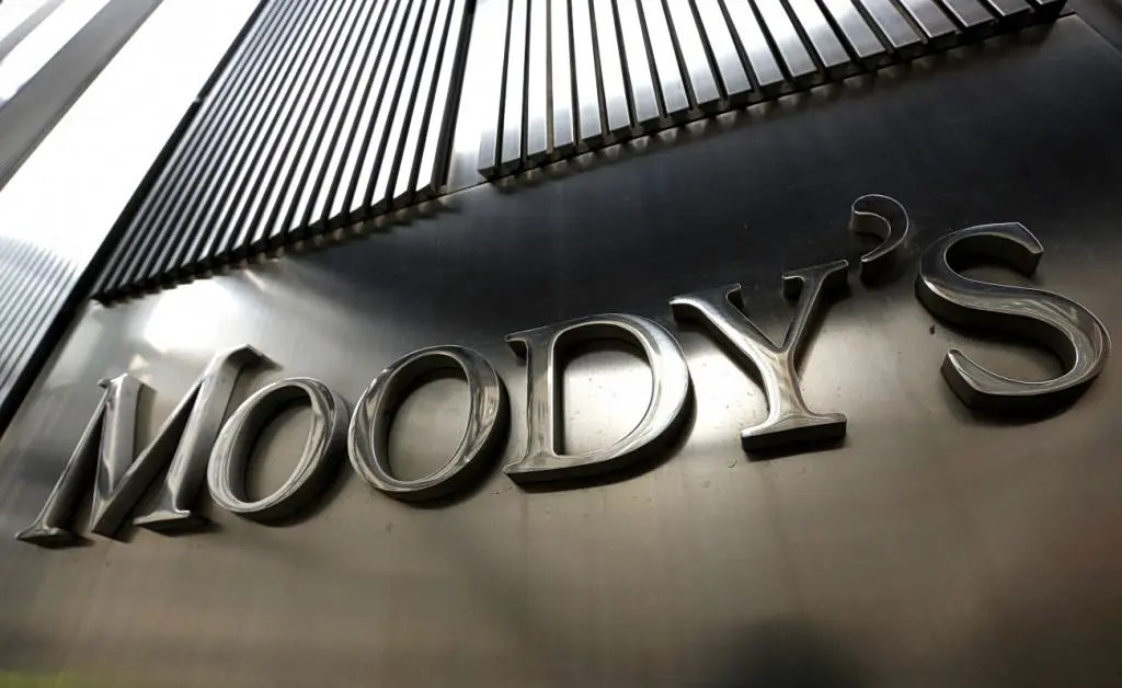 Moody’s: Τι φέρνει η αύξηση των επιτοκίων της ΕΚΤ για τις ευρωπαϊκές τράπεζες