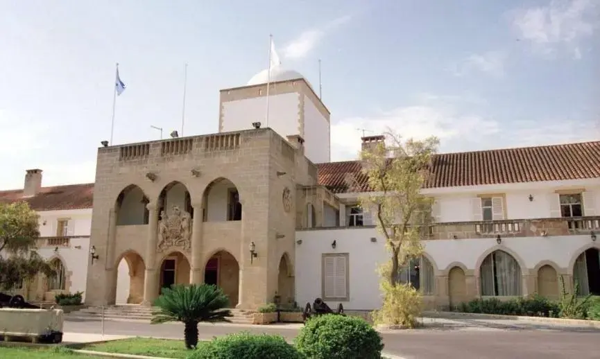 Αφθώδης πυρετός και αυξήσεις τιμών στο επίκεντρο του Υπουργικού σήμερα