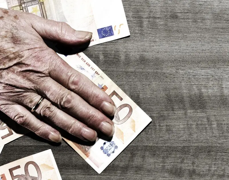 Το ύψος των συντάξεων σε χώρες της ΕΕ και τι ισχύει (για την ώρα) στην Κύπρο