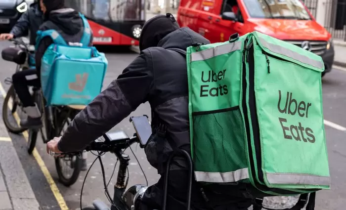 Uber: Αυξάνει το ποσοστό στη Delivery Hero με deal 270 εκατ. ευρώ από την Prosus