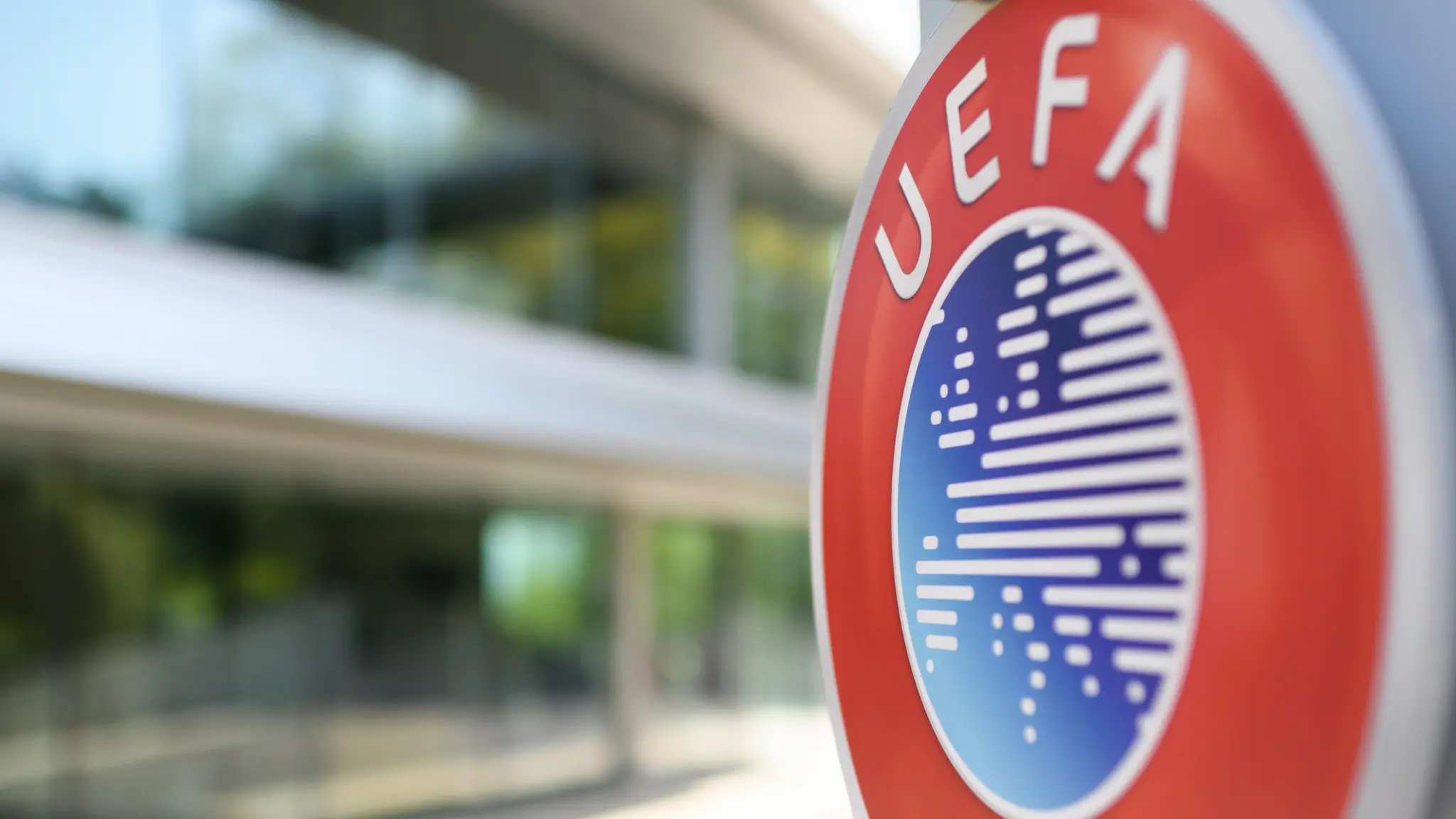 Η UEFA εκτοξεύει τις αποζημιώσεις προς τους συλλόγους για τους διεθνείς ποδοσφαιριστές