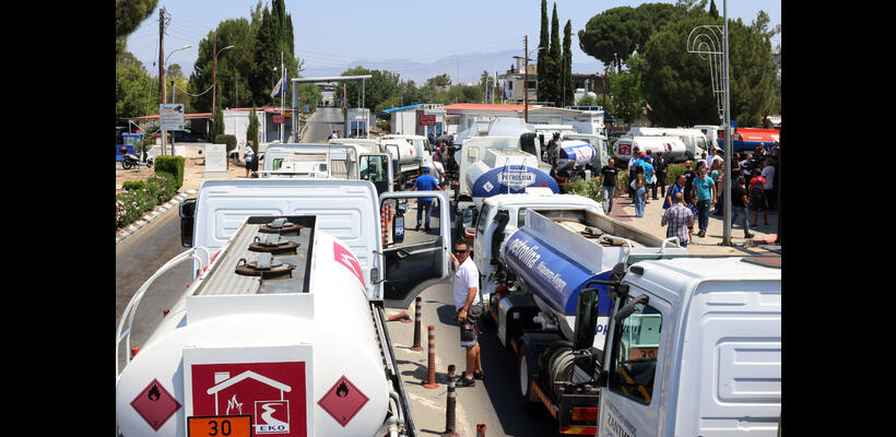 Στο περίμενε για επιστροφή φόρου οι πρατηριούχοι – Βράζουν και για τα βυτιοφόρα